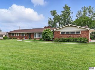 10323 Hilltop Rd, Omaha, NE 68134