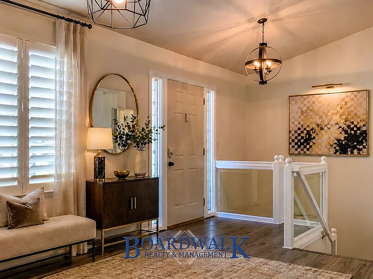 1934 E Wasatch Blvd — Photo 4