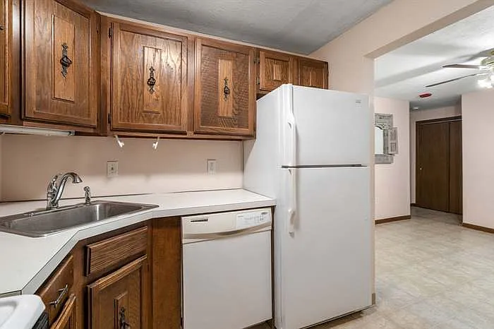 151 Providence Rd #3 — Photo 6