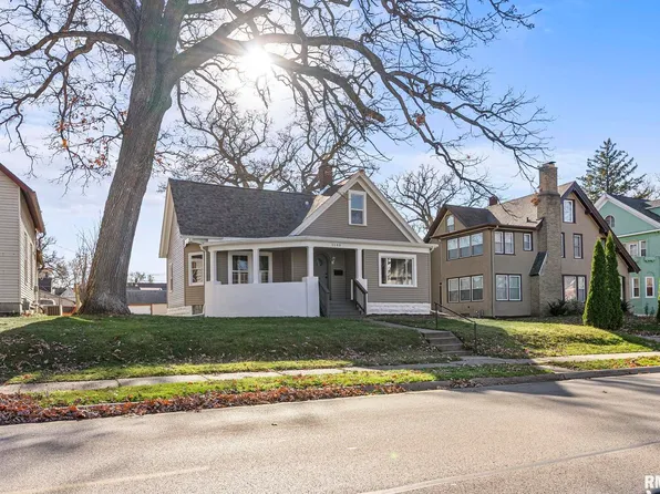 1140 12th Ave, Moline, IL 61265
