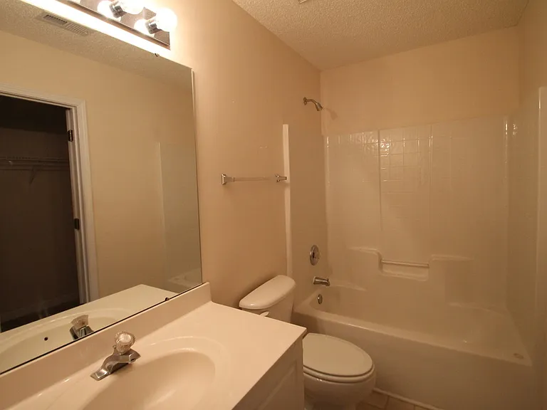 1555 Tiana Way — Photo 7