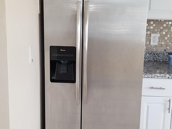 4th image of 804 SE 13th St APT 1