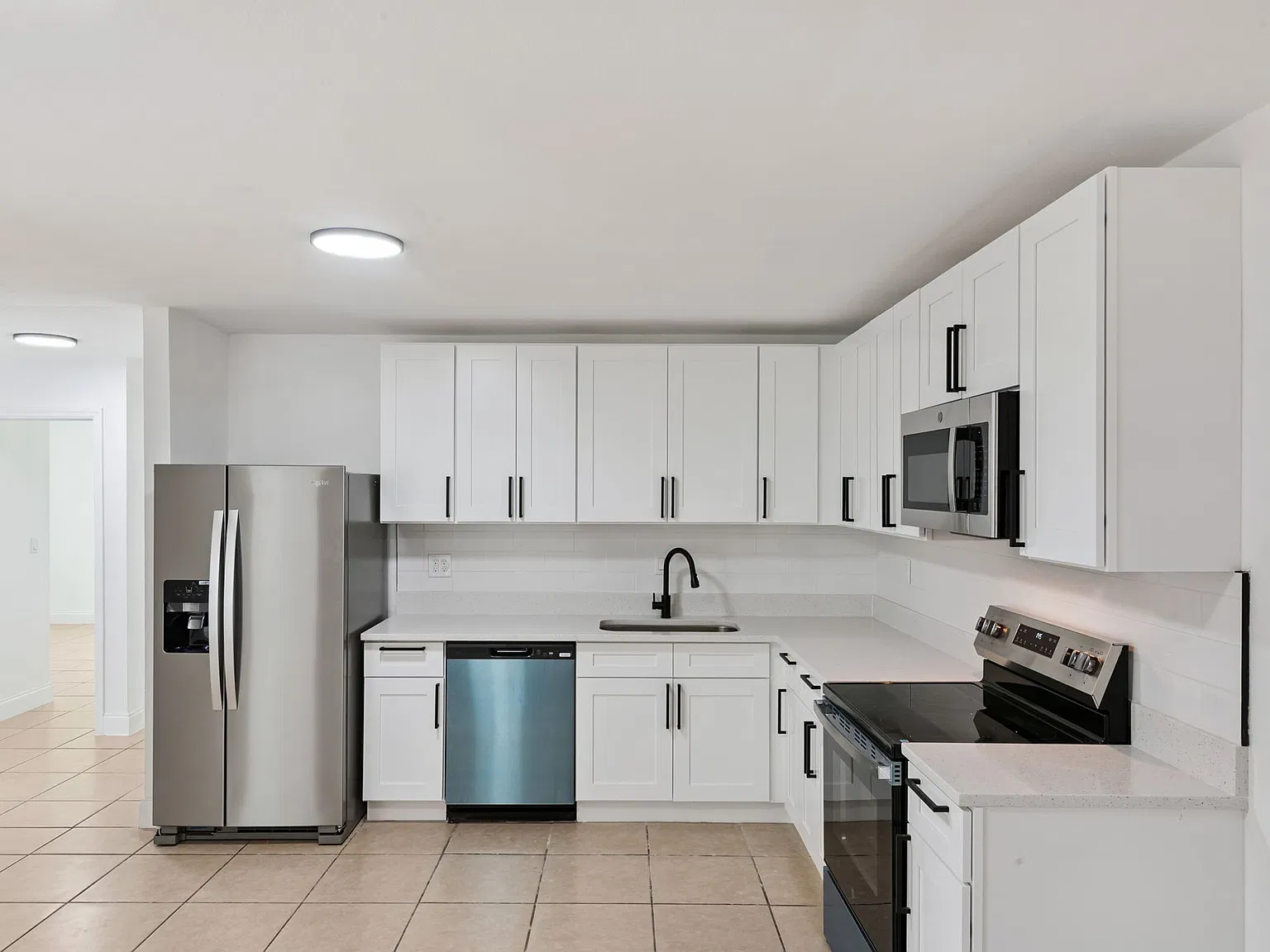 3 bed, 1278 sqft, $1,800 — Photo 2