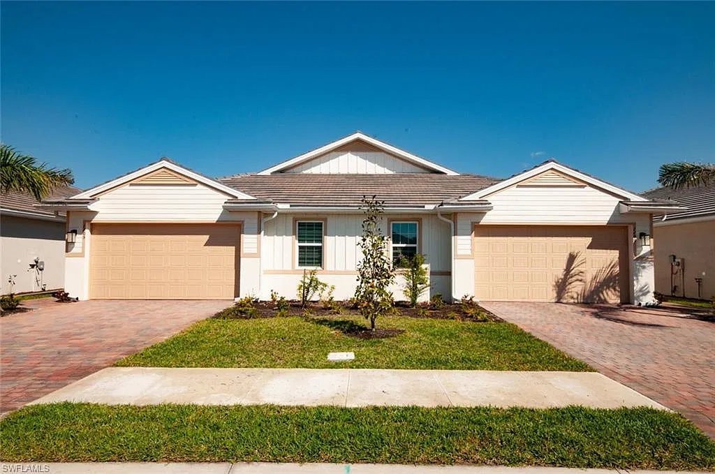 2 bed, 2.0 bath, 1503 sqft, $2,900 — Photo 2