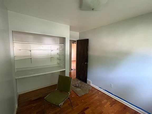 5th image of 2419 Whitemore Pl