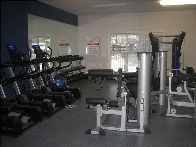 2310 Elliott Ave #109 — Photo 32