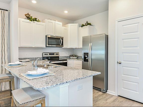 3rd image of 30 Crane St #73