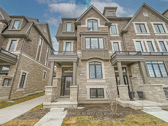 2nd image of 17 Selfridge Way