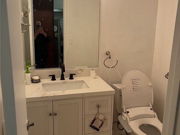 2nd image of 226 S McPherrin Ave APT 4