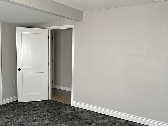 5th image of 806 Taliaferro St