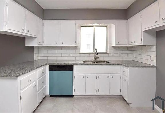 5th image of 10204 S Highland Ave #Up