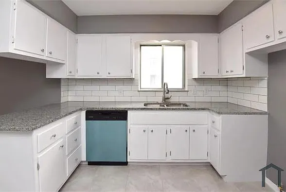 10204 S Highland Ave #UP — Photo 5