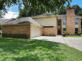 2606 Manila Ln, Houston, TX 77043