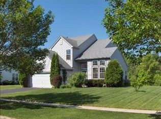 1476 Woodscreek Cir, Crystal Lake, IL 60014