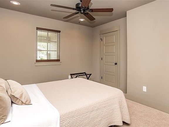 2nd image of 303 SW F St #1