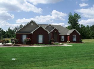 1233 Kenner Creek Cir, Thomasville, AL 36022