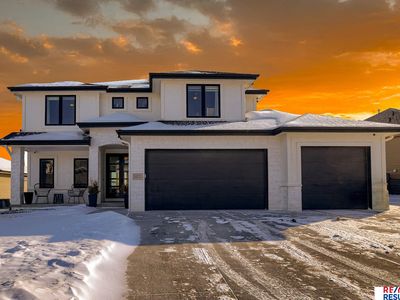 18212 Cheyenne Rd, Omaha, NE, 68136