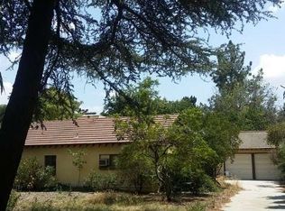 10534 Penrose St, Sun Valley, CA 91352