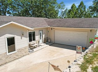 32 Seven Ridges Rd, Camdenton, MO 65020