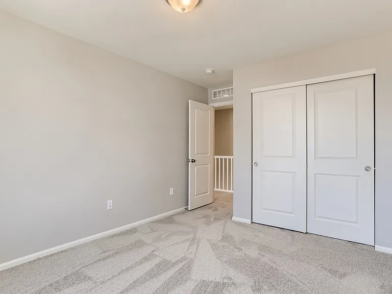 6302 N Fulton St — Photo 13