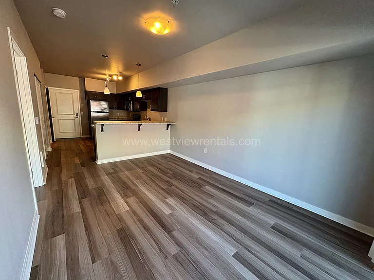 1010 Railroad Ave — Photo 345