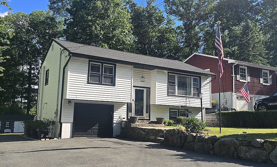 1st image of 103 Cayuga Ave
