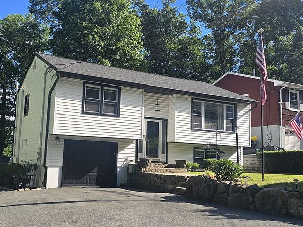103 Cayuga Ave
