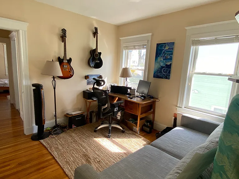 Bedroom 1, Floor 2