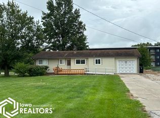 122 E Rochester Rd, Ottumwa, IA 52501