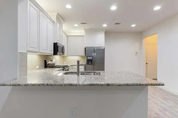 3008 Gaylord Dr — Photo 10