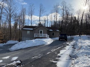 5306 Crooked St, Broadalbin, NY 12025