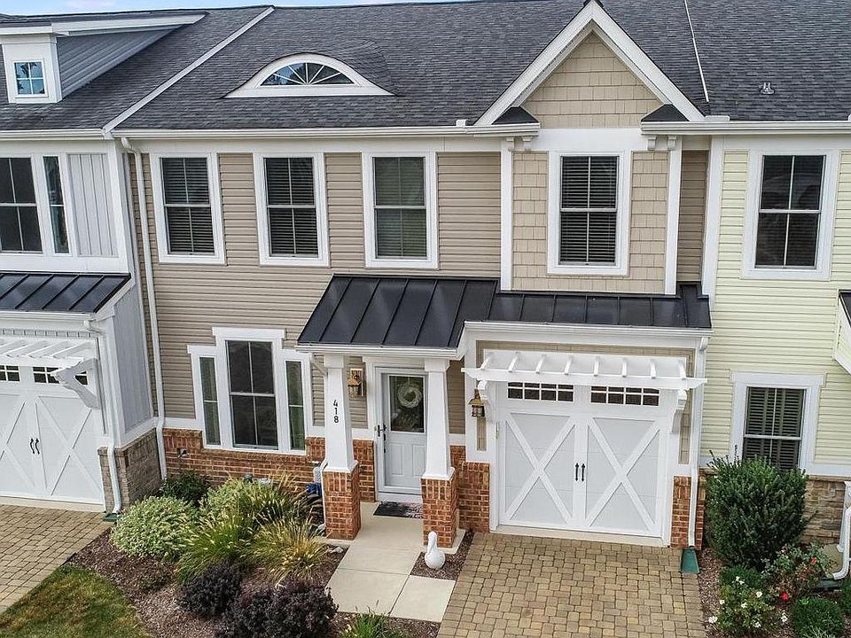 1st image of 418 Samantha Dr