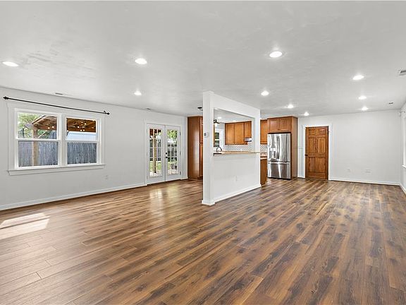 5th image of 508 S Kings Point Rd