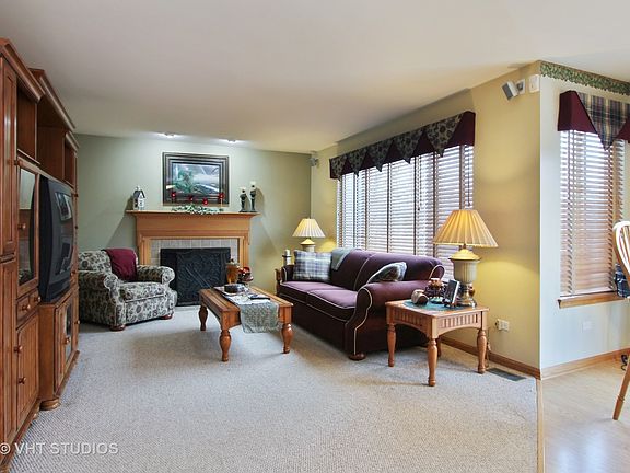 5th image of 13128 W Yorkshire Ln