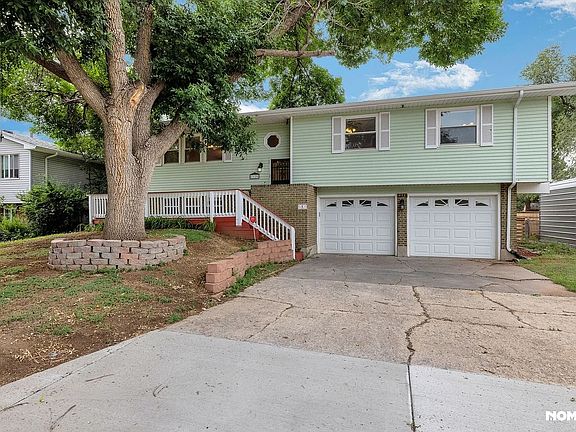 3rd image of 7125 Caballero Ave