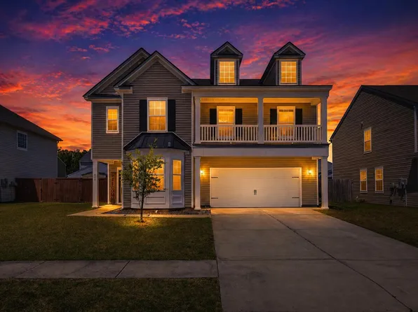 410 Philbrick Dr, Goose Creek, SC 29445