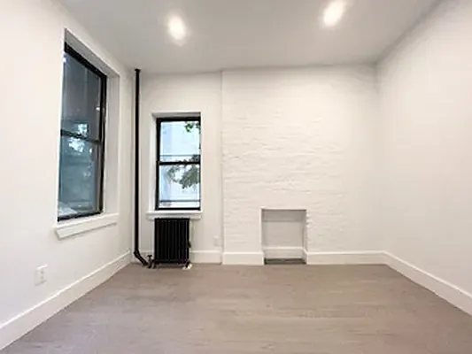 76 Avenue B #13 — Photo 8