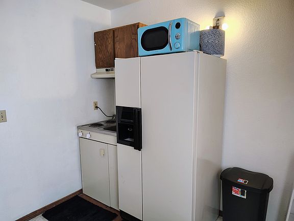 3rd image of 1546 S Cushman St #206