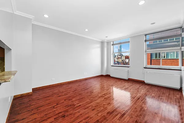 Rented by REAL New York | media 25