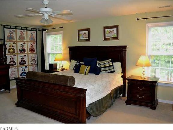 4th image of 925 Newsome Ct