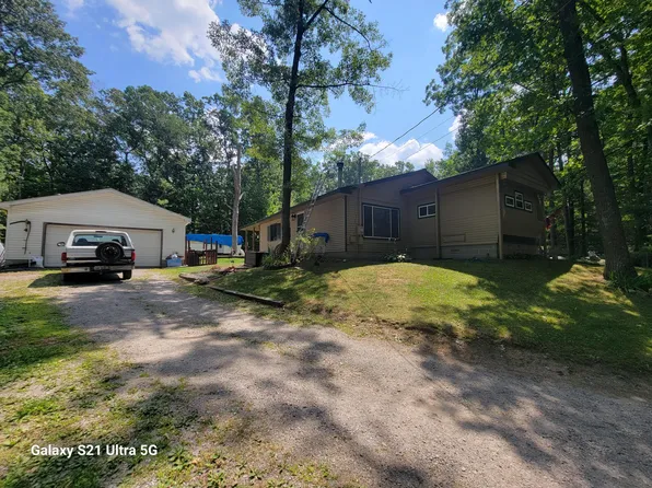 138 Ridgeview Dr, Prudenville, MI 48651