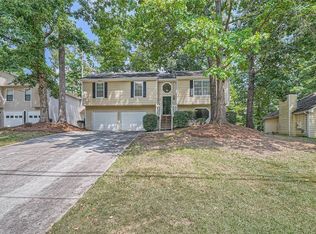 5755 Princeton Oaks Dr, Sugar Hill, GA 30518