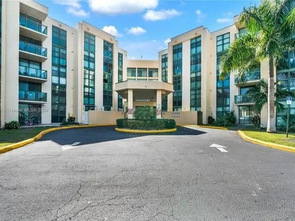 2055 SW 122nd Avenue #202, Miami, FL 33175
