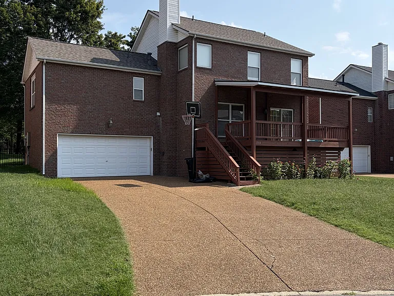 1713 Liberty Pike — Photo 4