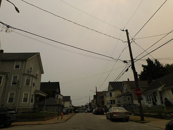 5th image of 76 Hendricks St