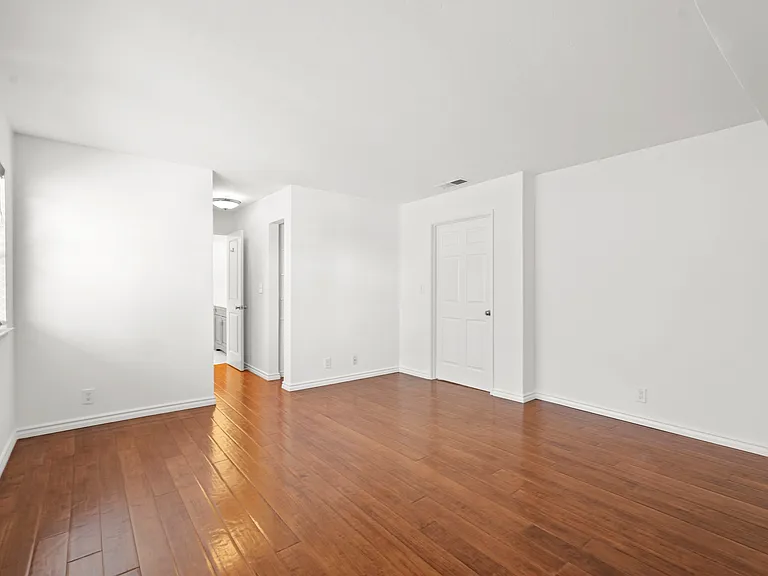 472 N Winchester Blvd — Photo 6