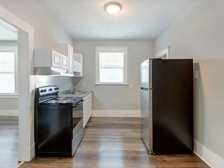 1009 East 33rd Street — Photo 13