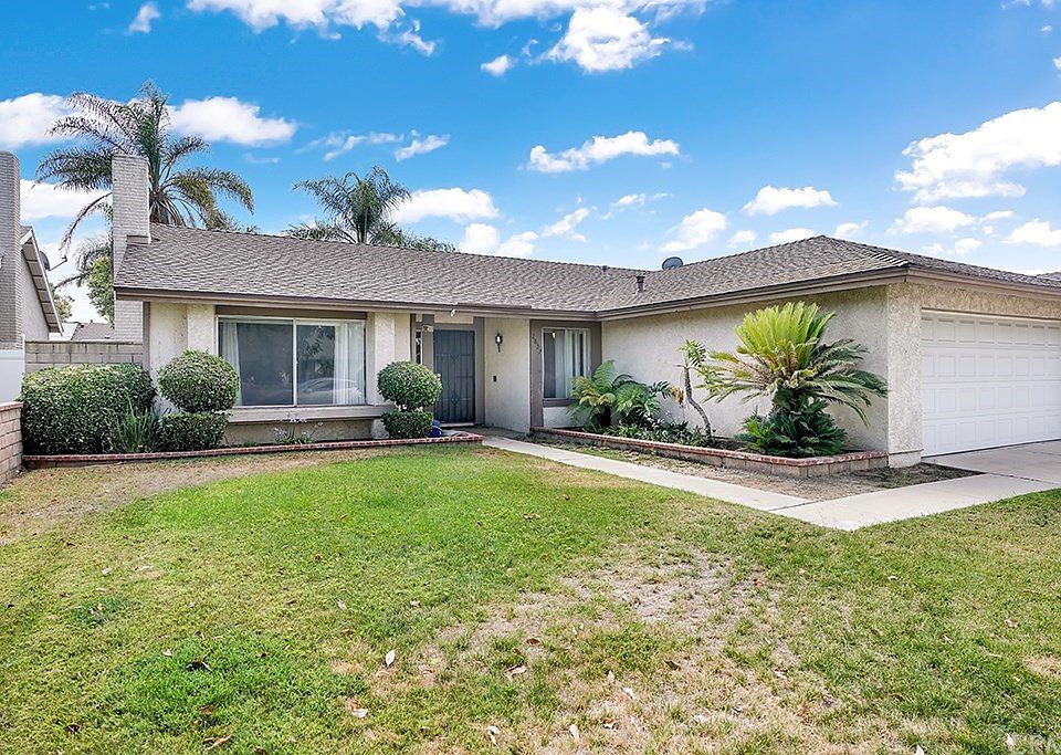 1st image of 2827 S Sea Island Trl #A