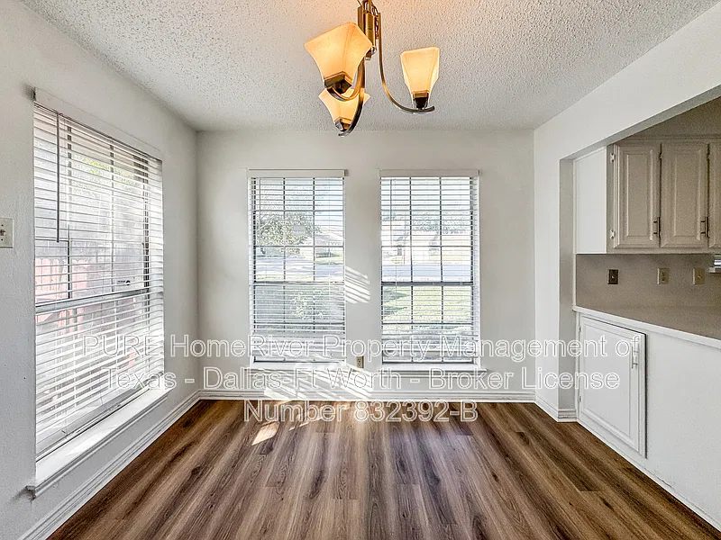 3 bed, 2.0 bath, 1825 sqft, $2,150 — Photo 4