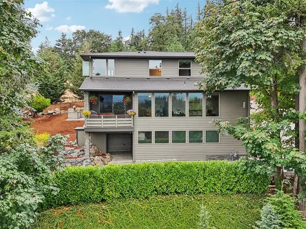 2039 N 10th Street, Washougal, WA 98671